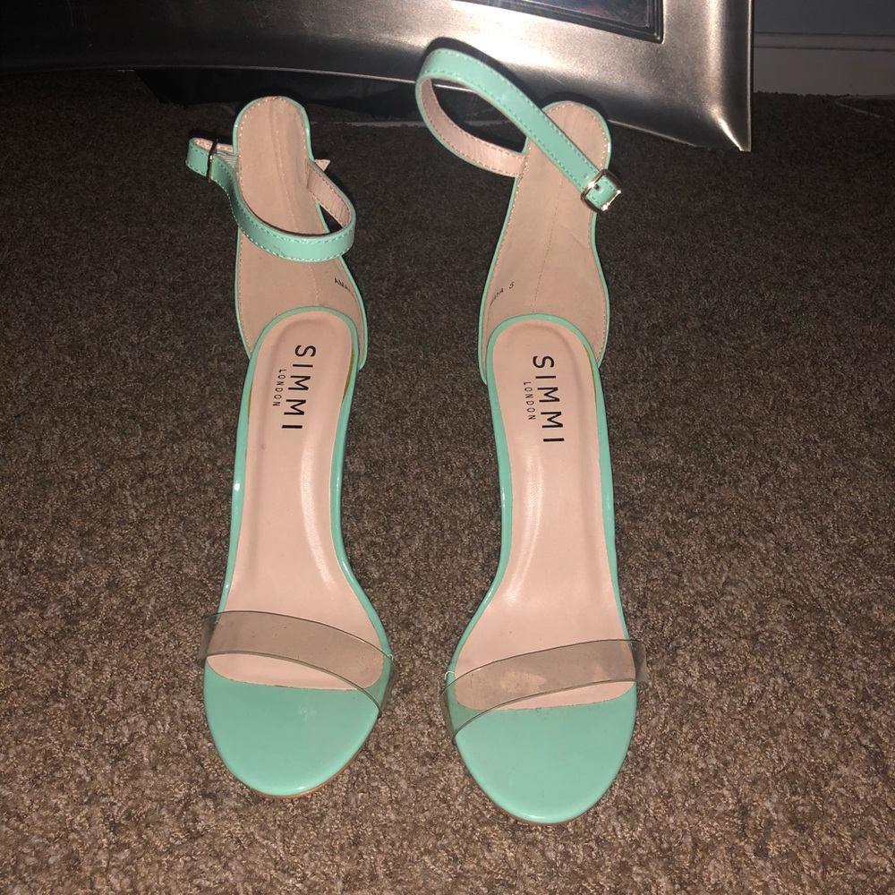 Clear strap heel in mint